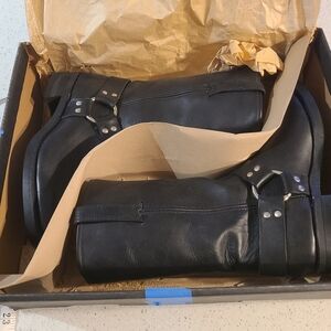 Frye Harness 12R Black Leather Biker Western Boots with Silver Womens 9.5 NWT